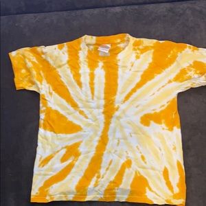 Kid t-shirt tie dye